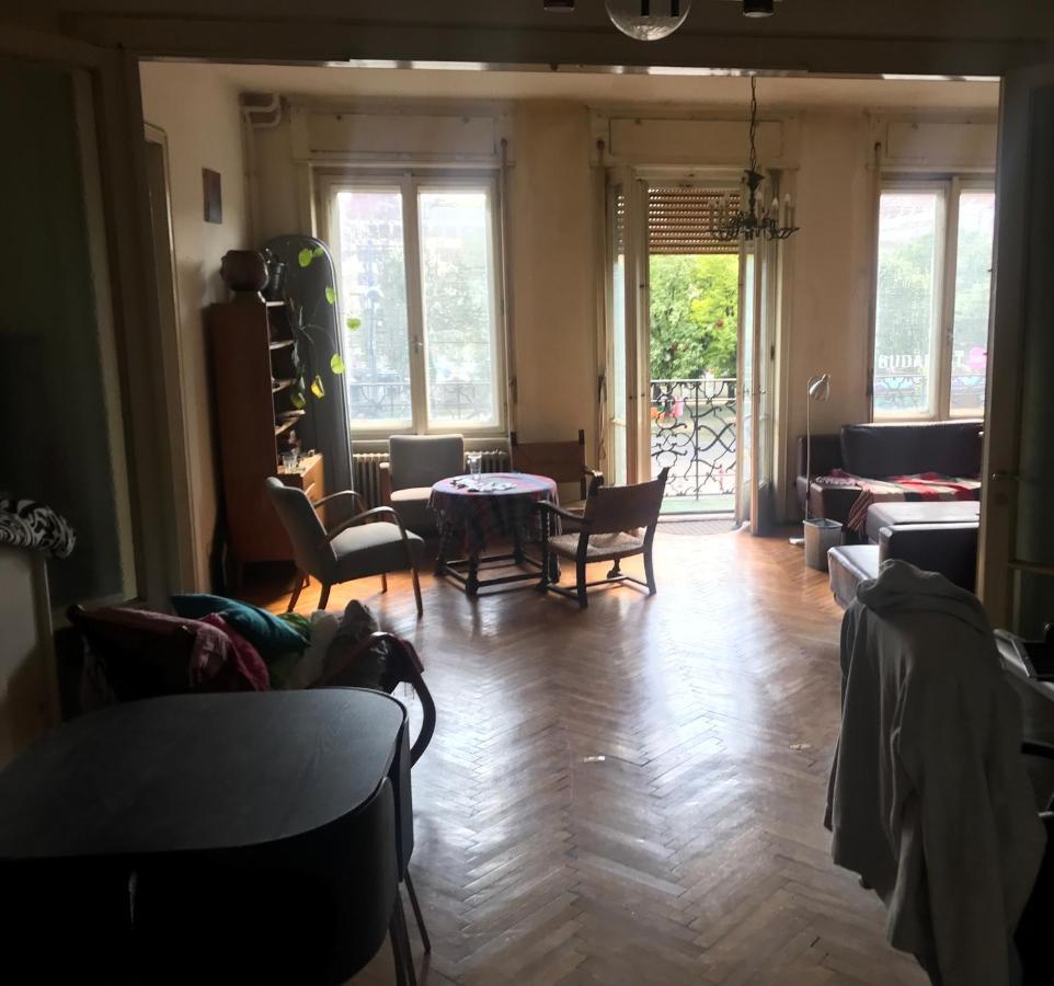 Spacious Apartman In The Center Budapest Bagian luar foto
